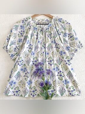LOFT flowy floral blouse.